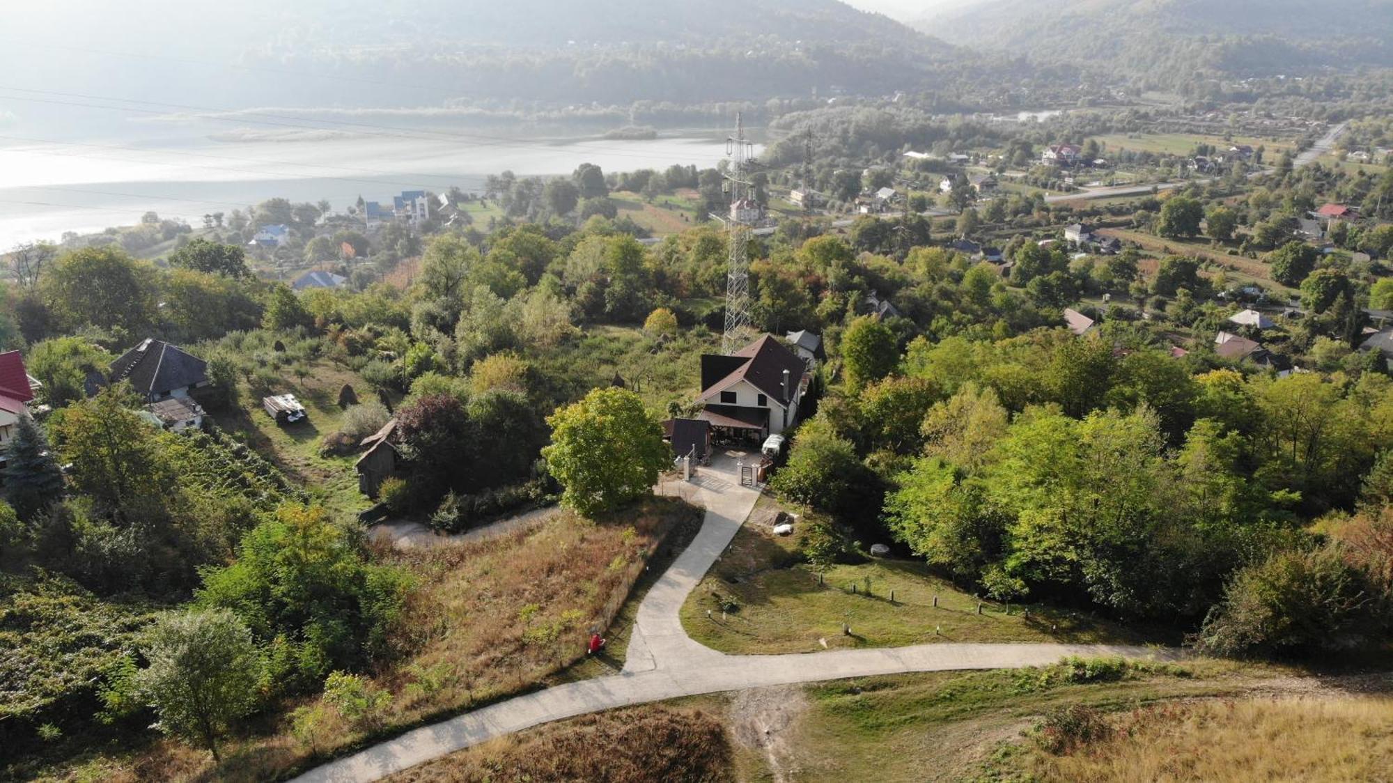 Piatra Neamţ Casa Irinaヴィラ エクステリア 写真